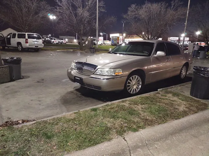 Waterworks Car Wash Picture 10