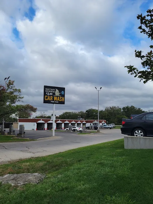 Waterworks Car Wash Picture 7