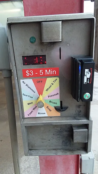 WASH-O-RAMA Picture 1