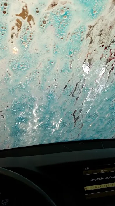 WASH-O-RAMA Picture 6