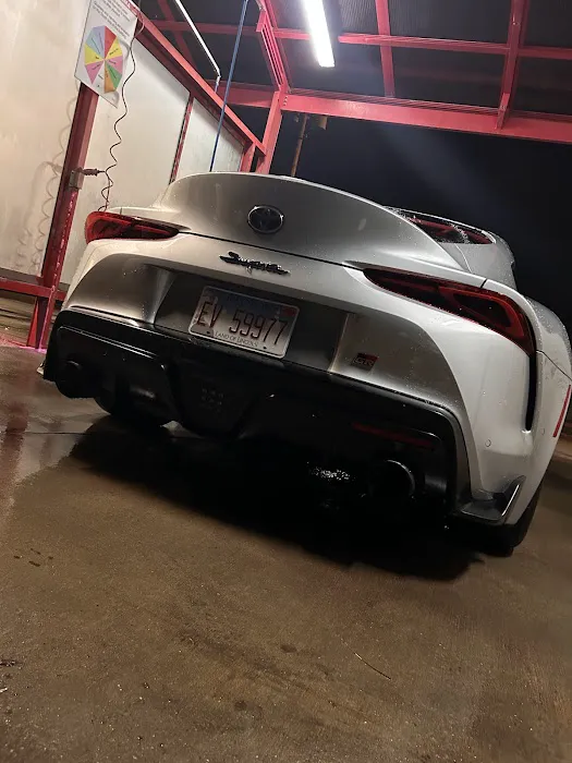 WASH-O-RAMA Picture 4