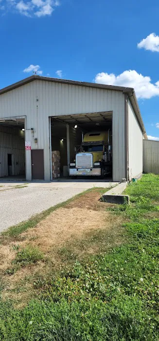 29 Truck Wash Picture 4