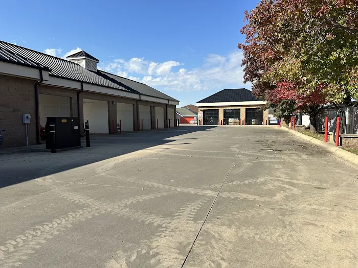 East Side Wash Picture 2