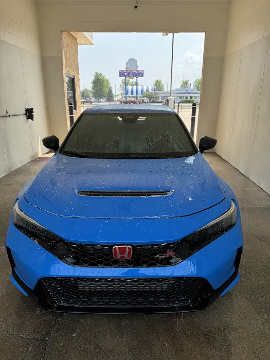 East Side Wash Picture 7