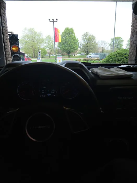 Crew Carwash Picture 3