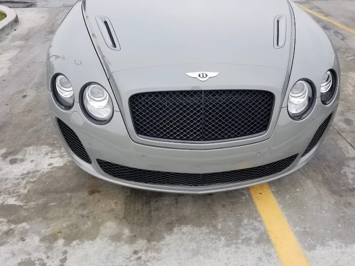 Crew Carwash Picture 10