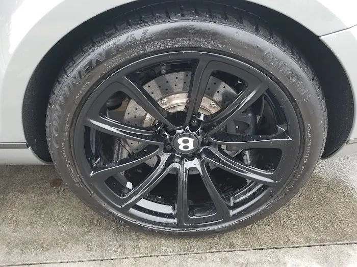 Crew Carwash Picture 6