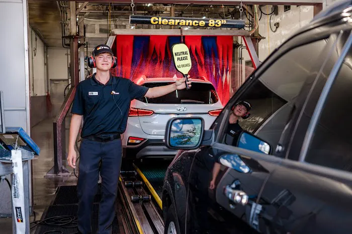 Crew Carwash Picture 8