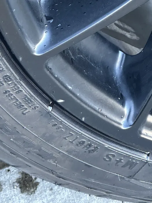 Crew Carwash Picture 9