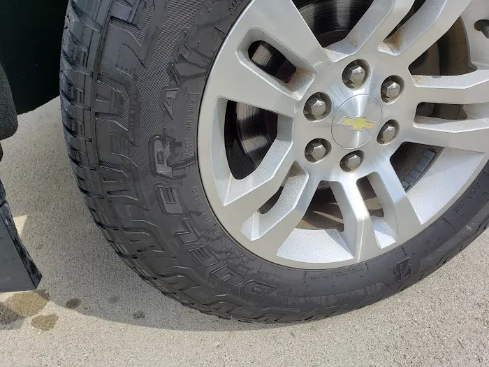 Prime Car Wash Picture 5