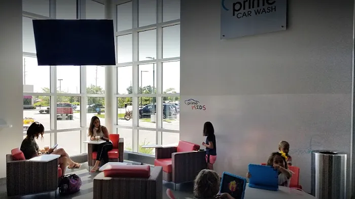 Prime Car Wash Picture 10