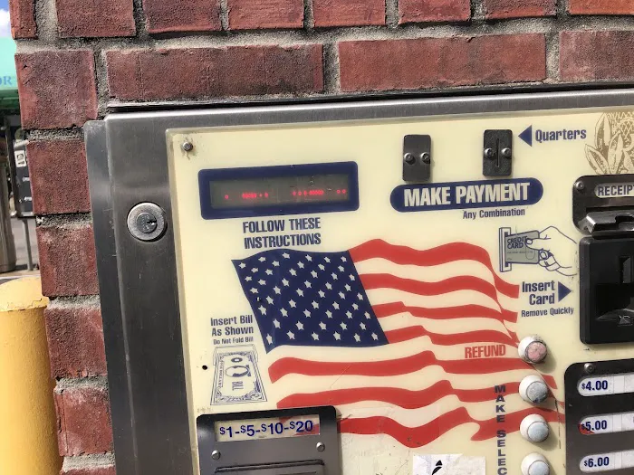 Skrubbs Car Wash Picture 8