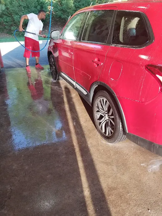 Jolly Wash Inc Picture 2