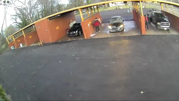 Soulville Car Wash Picture 4