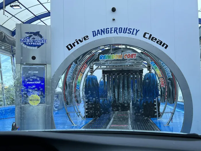 Great White Express Car Wash Picture 7