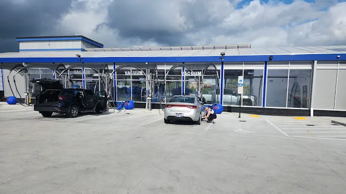 Great White Express car wash Picture 1