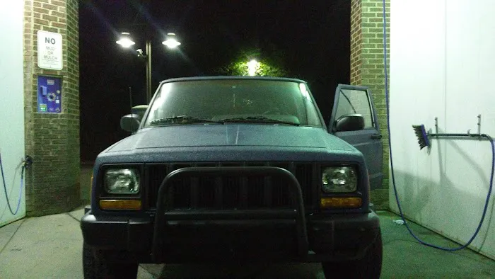 Campbell Station Carwash Picture 2