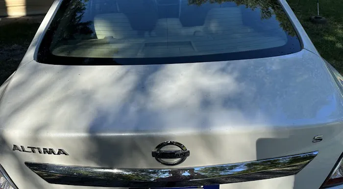 Shine Brite Car Wash Picture 3