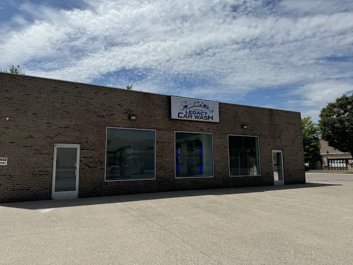 Legacy Car Wash Picture 1