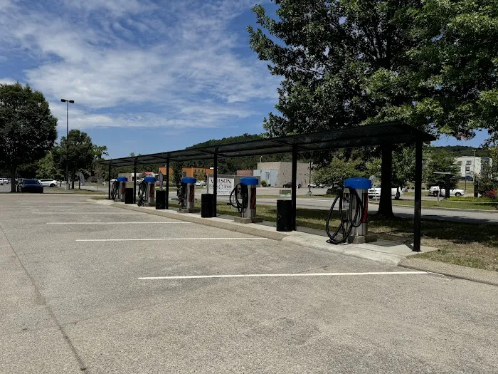 Legacy Car Wash Picture 4