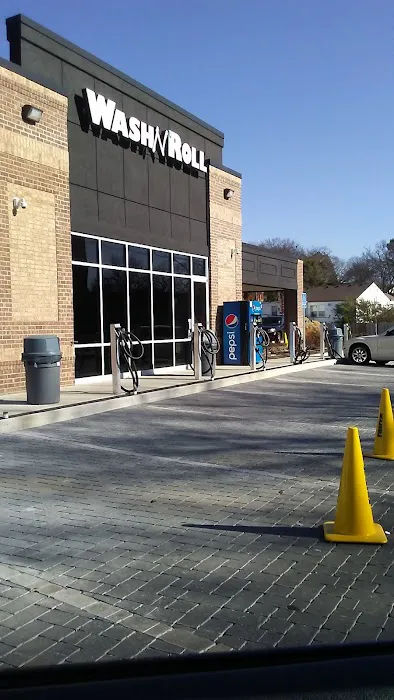 Wash N' Roll Car Wash - Madison, TN Picture 3