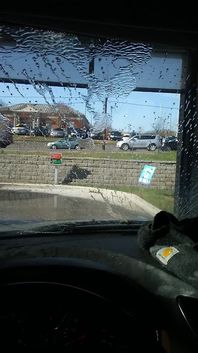 Wash N' Roll Car Wash - Madison, TN Picture 5