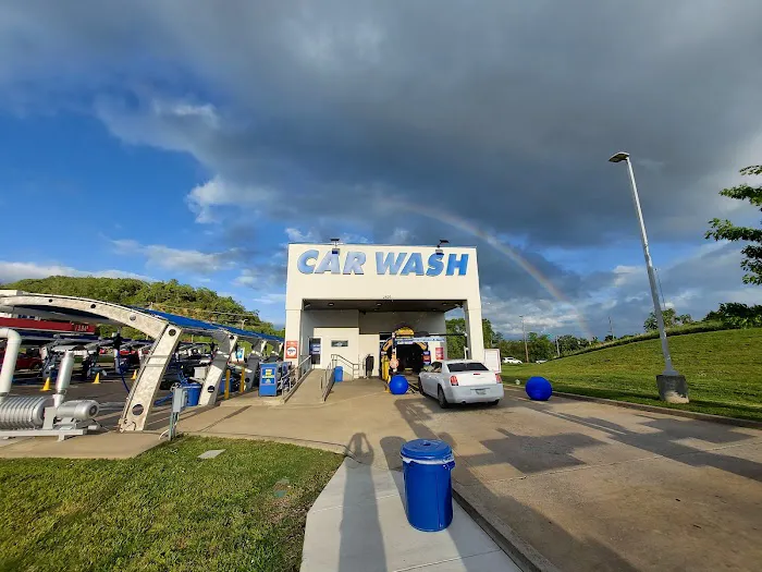 Camel Express Car Wash Picture 7