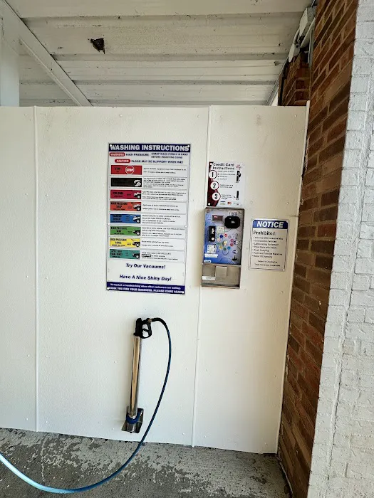 Inglewood Auto Wash Picture 5