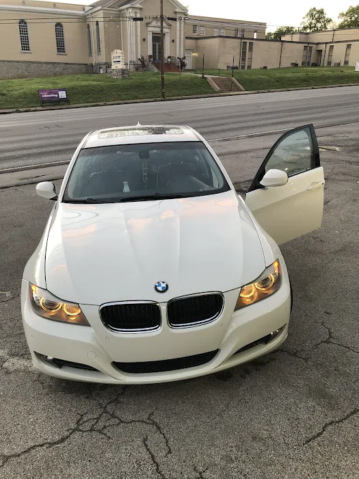 Inglewood Auto Wash Picture 10