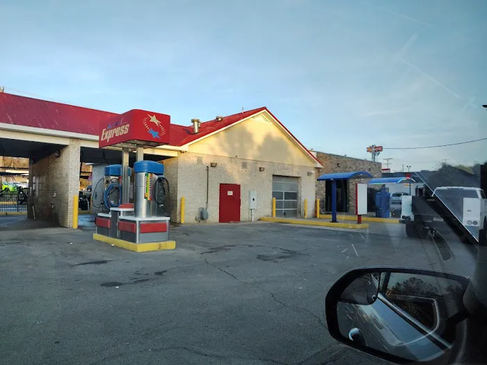 Champion Car Wash Picture 2