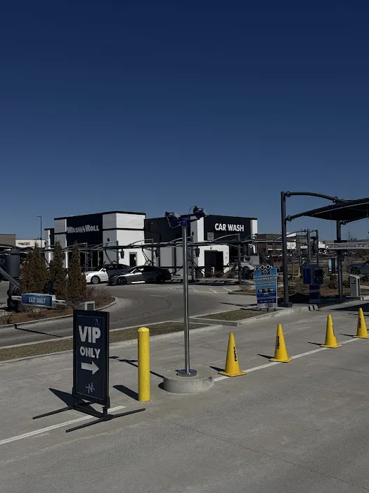 Wash N' Roll Picture 3