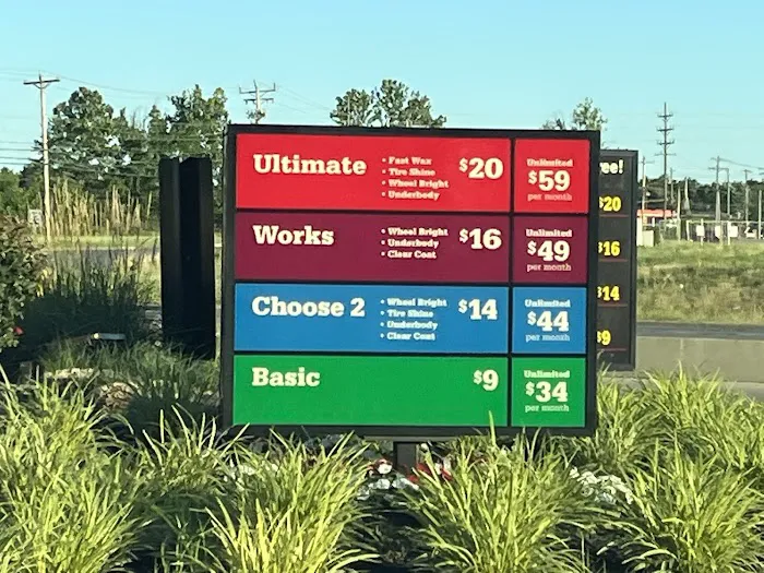 Mike's Carwash Picture 2