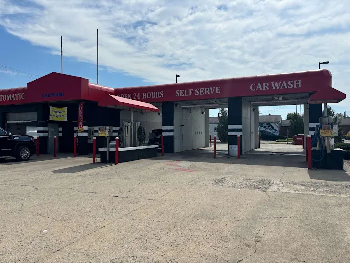 Fountains Auto Wash Jeffersonville Picture 5