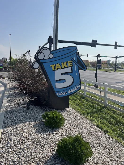 Take 5 Car Wash Picture 4