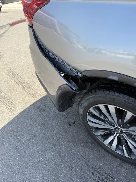 Tommy's Express® Car Wash Picture 4