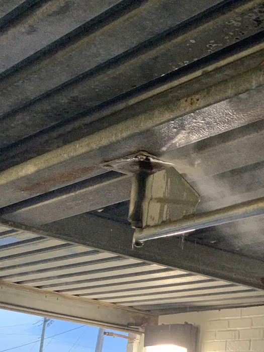 Joe's Car Wash Picture 5