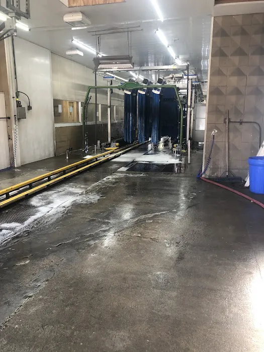 Wash-O-Rama Car Wash Picture 10