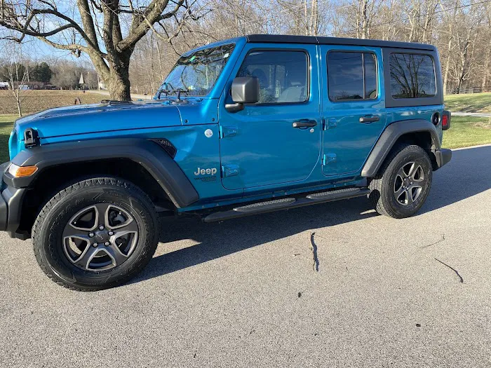 SpeedWash Car Wash Picture 9