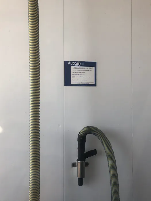 Splash Carwash Picture 5