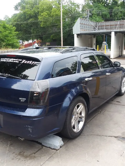 Clifton's Original Car Wash Picture 3