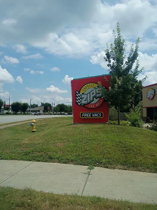 Zips Car Wash Picture 6