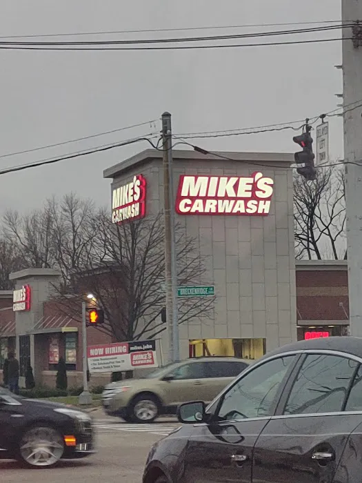 Mike's Carwash Picture 10