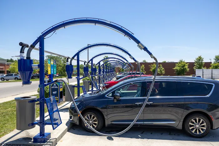 Whistle Express Car Wash Picture 4