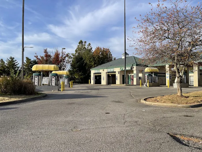 Water Works Car Wash of Jeffersontown Picture 3