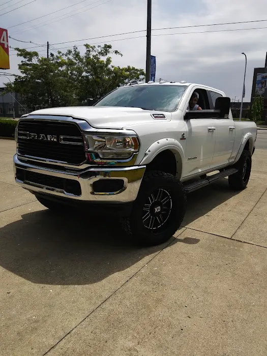 Water Works Car Wash of Jeffersontown Picture 9
