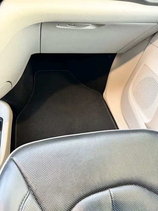 Williams Wash & Detail Picture 7