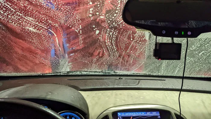 Mike's Carwash Picture 2