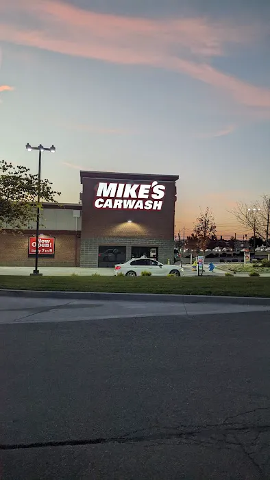 Mike's Carwash Picture 3