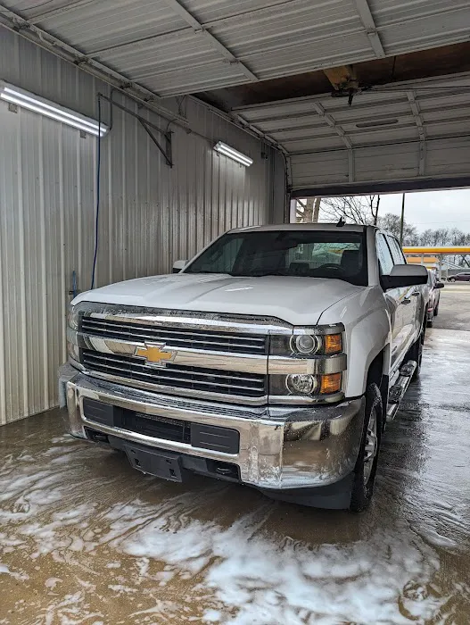 Amboy Auto Wash Picture 1