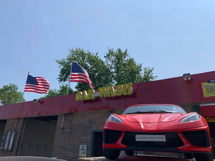 Supreme Machine Express Car Wash Picture 4